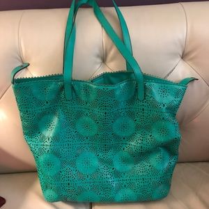 Jessica Simpson green tote